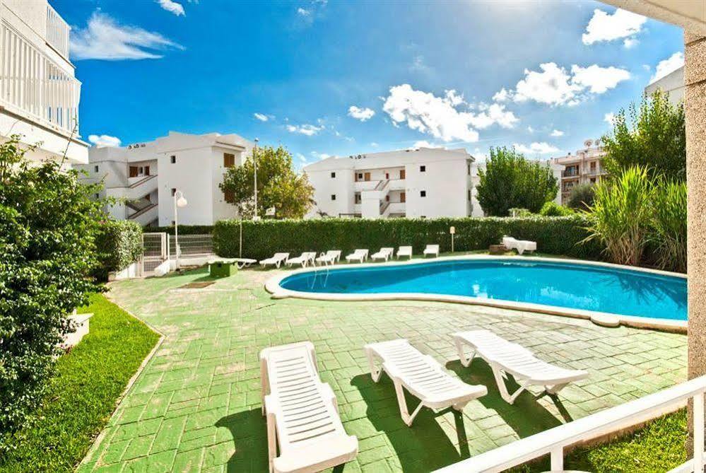 Llevant Apartments Port de Pollenca Luaran gambar