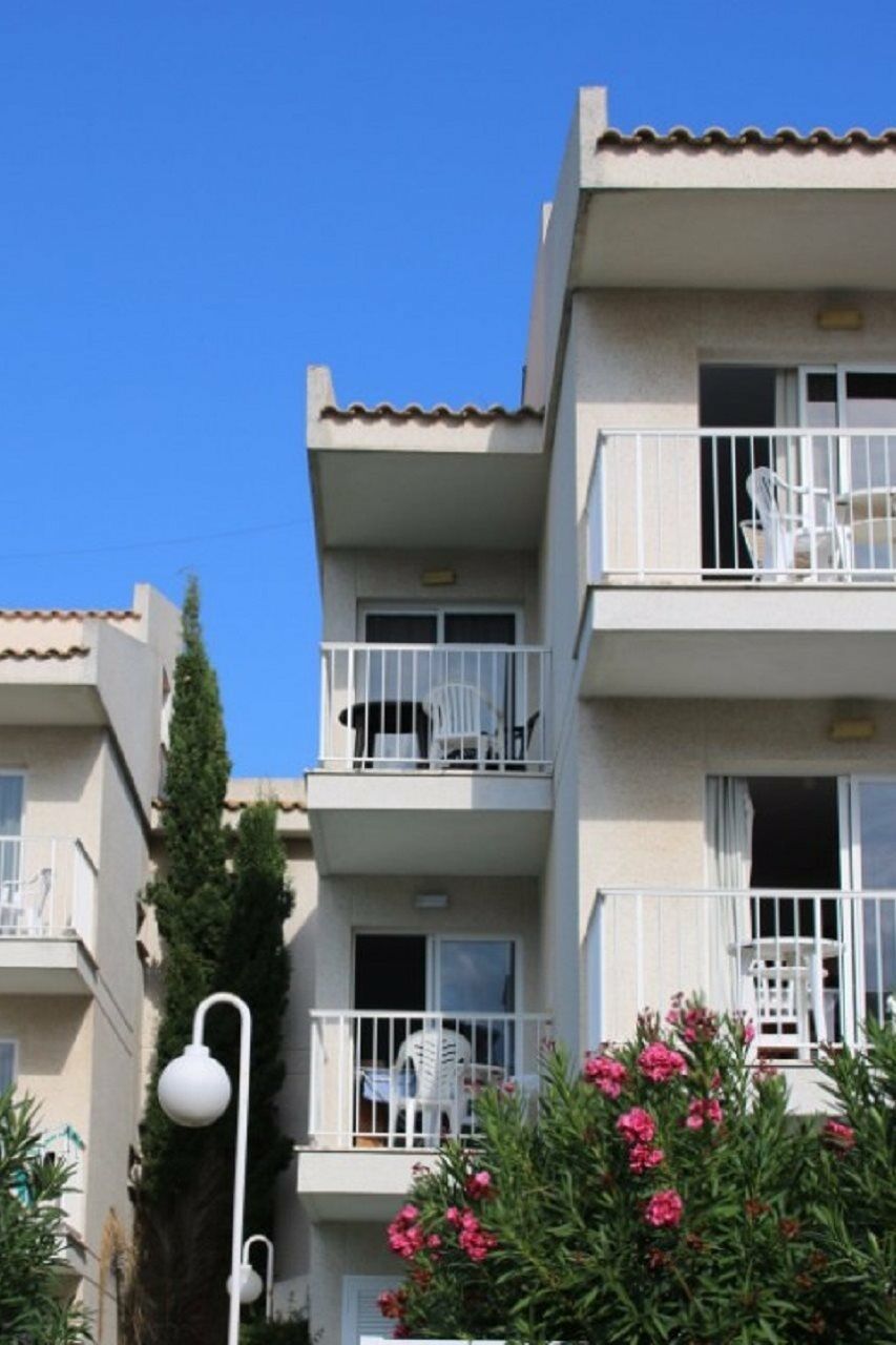 Llevant Apartments Port de Pollenca Luaran gambar